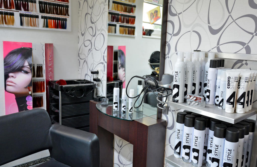  Der Friseursalon La Coupe erwartet Sie ... - Friseur La Coupe